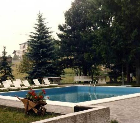 Hotel Due Pini Baselga di Pinè Exterior foto