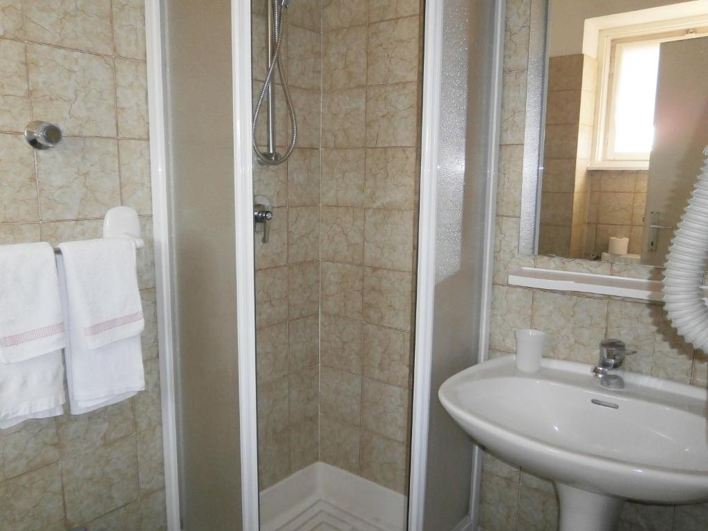 Hotel Due Pini Baselga di Pinè Habitación foto